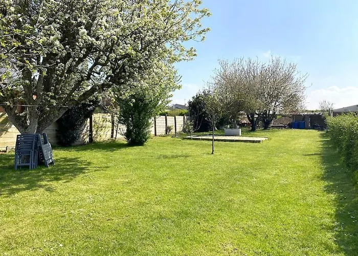 De Bric Et De Broc , Maison A 100m Asnelles