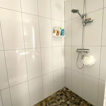 De Bric Et De Broc , Maison A 100m 公寓